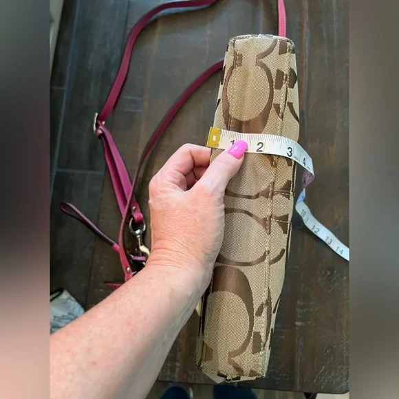 Vintage Coach A1073-F13674 - Jacquard Pink Striped Shoulder Bag - Brown & Tan - Picture 8 of 8